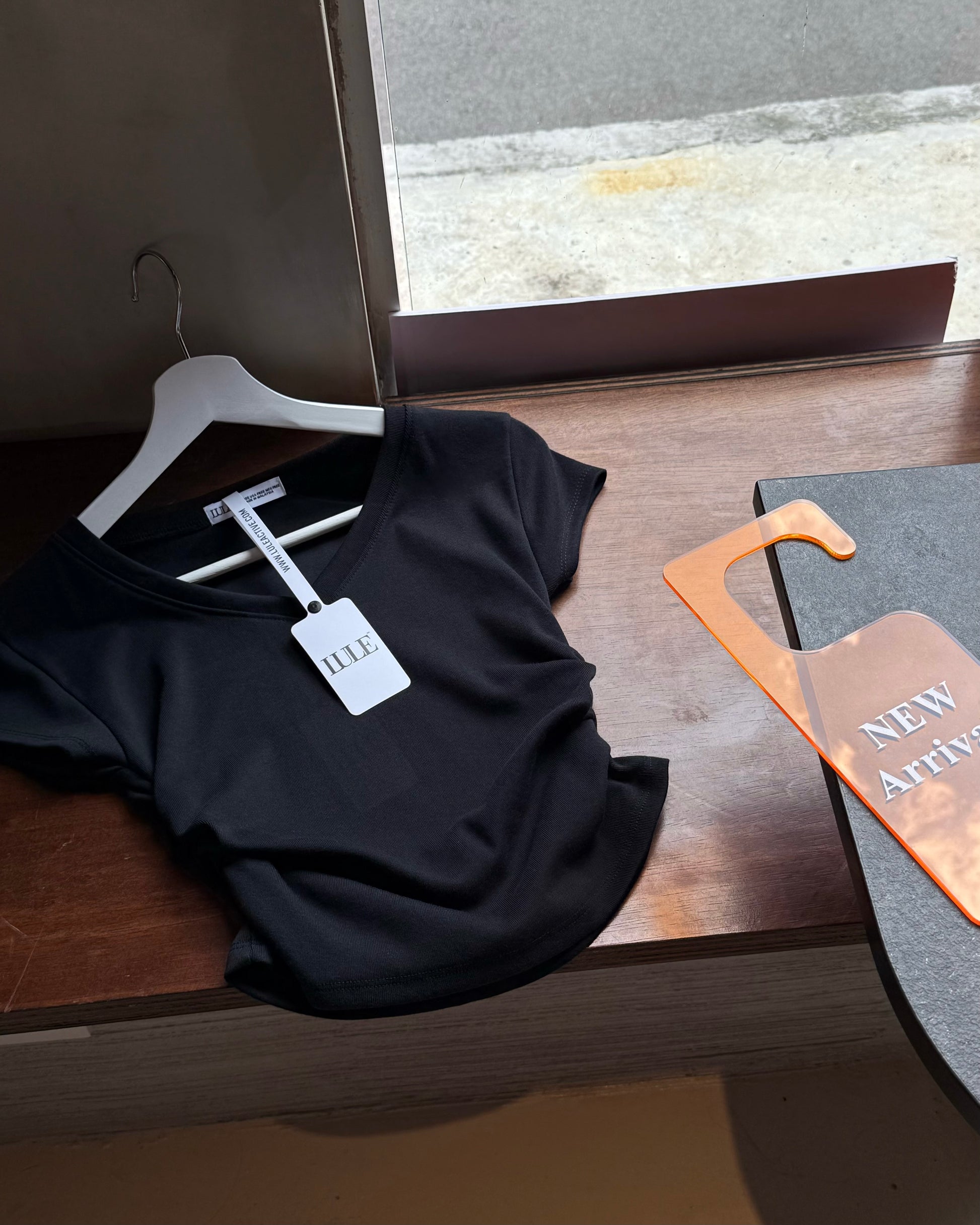 LULE Basic SlimCurve V-neck 2.0