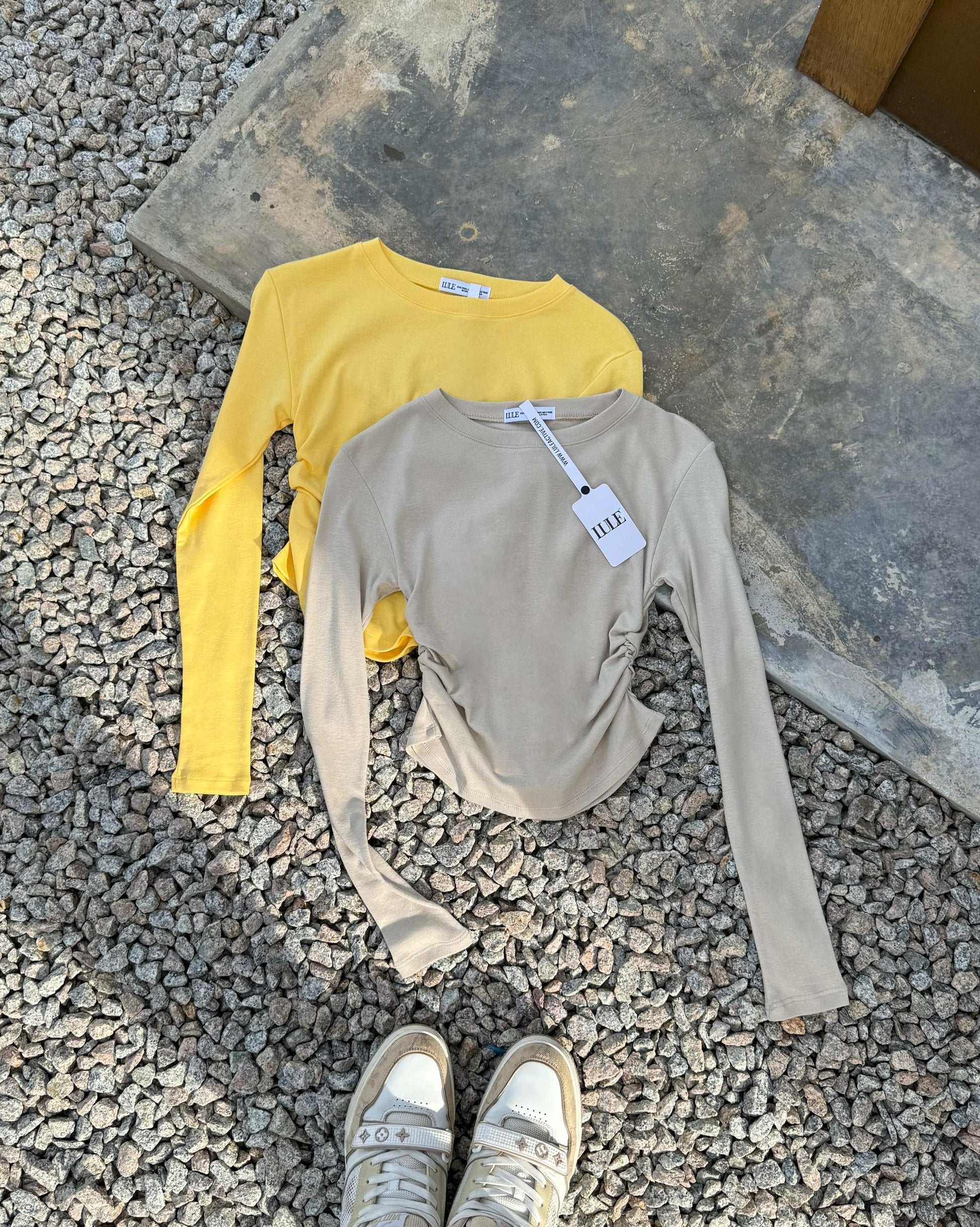 LULE SlimCurve Long-Sleeve Khaki/Cream Yellow