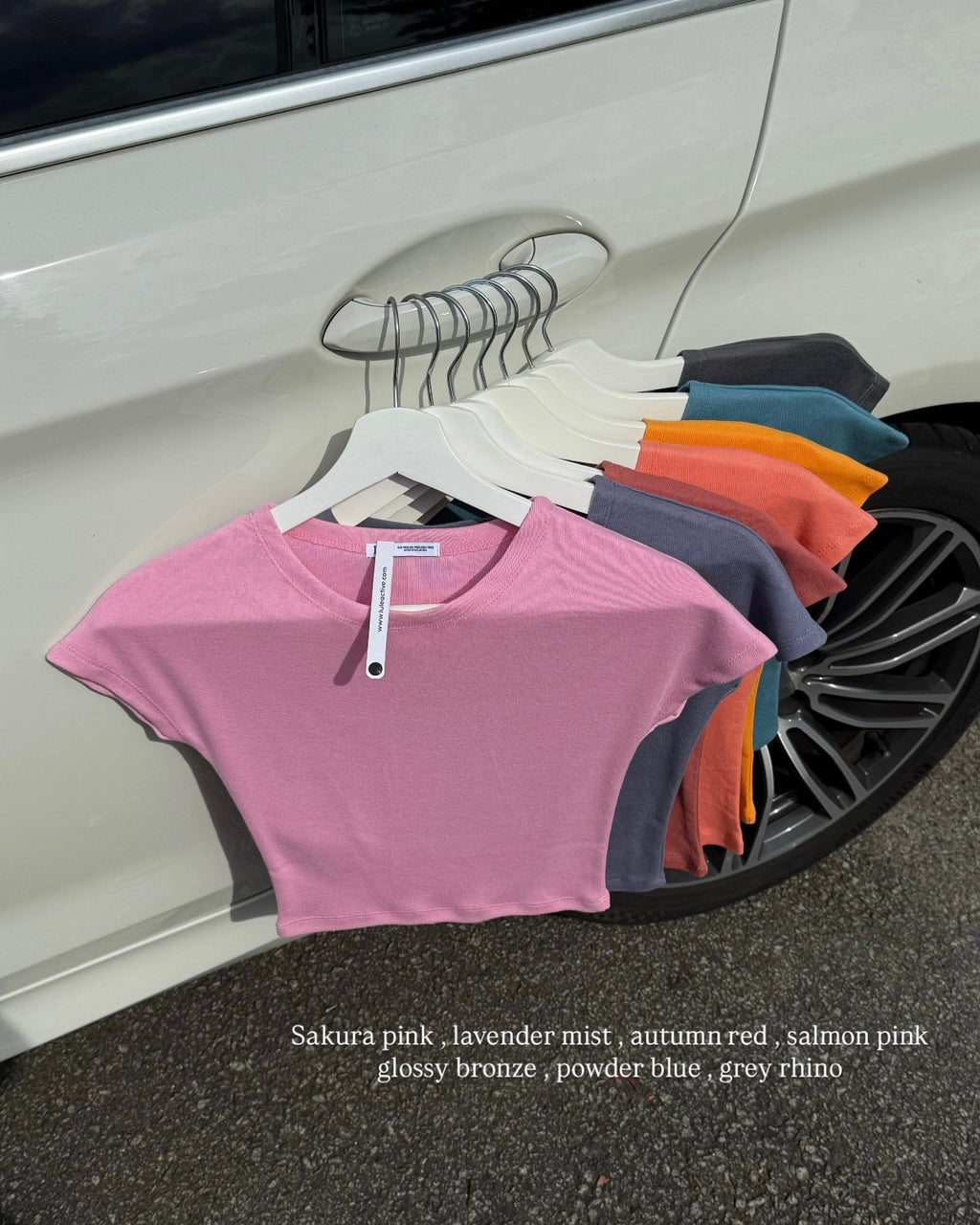 LULE Basic Queen Sleeve Tee