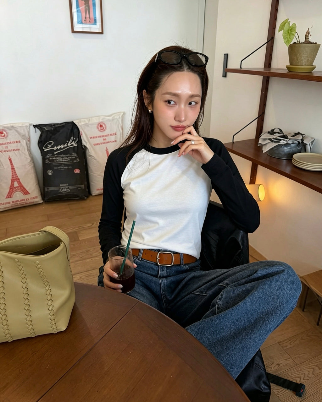 nobackorder lule raglan-longsleeve tee