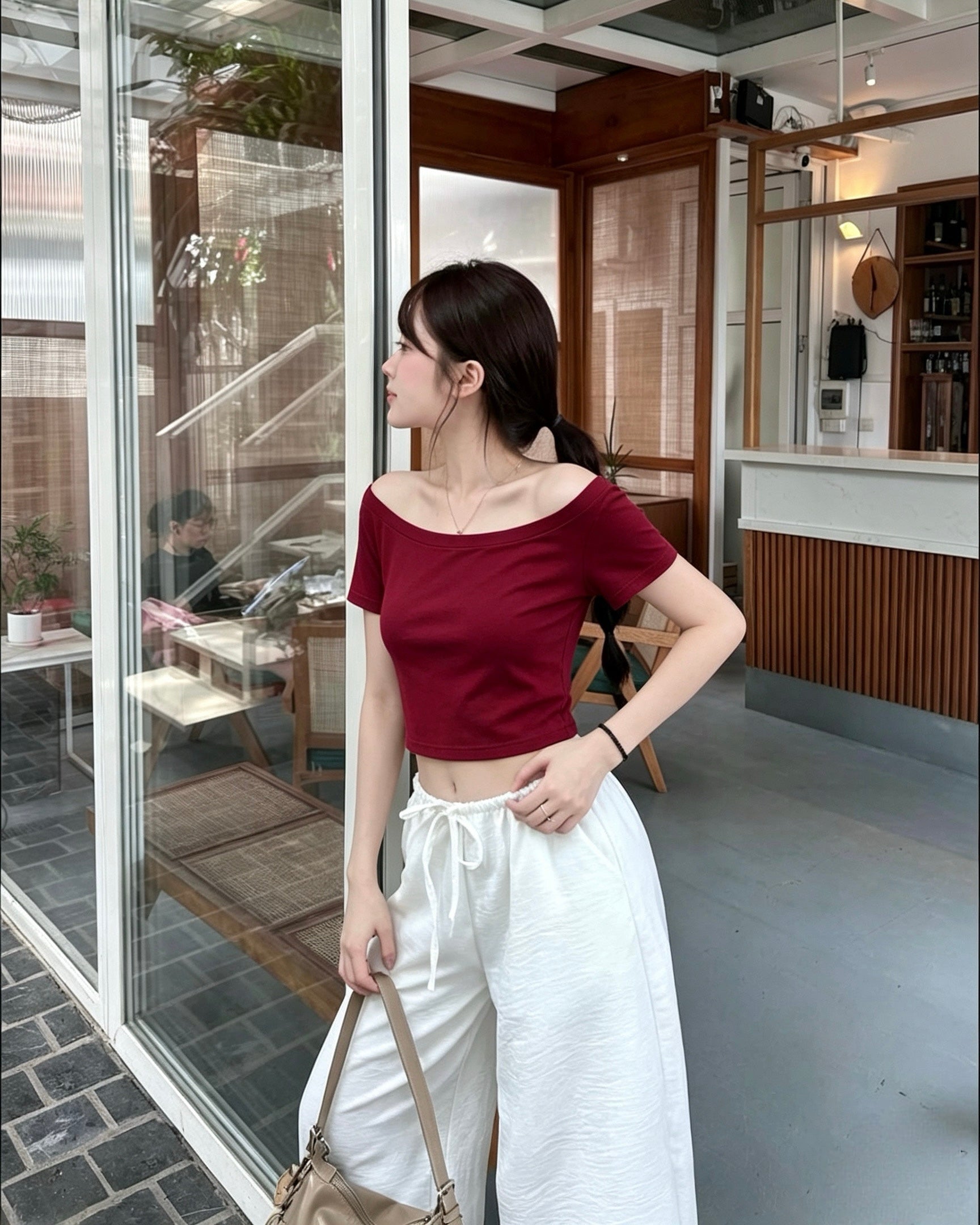 Cold-Shoulder Asymmetrical Neck Cropped Tee