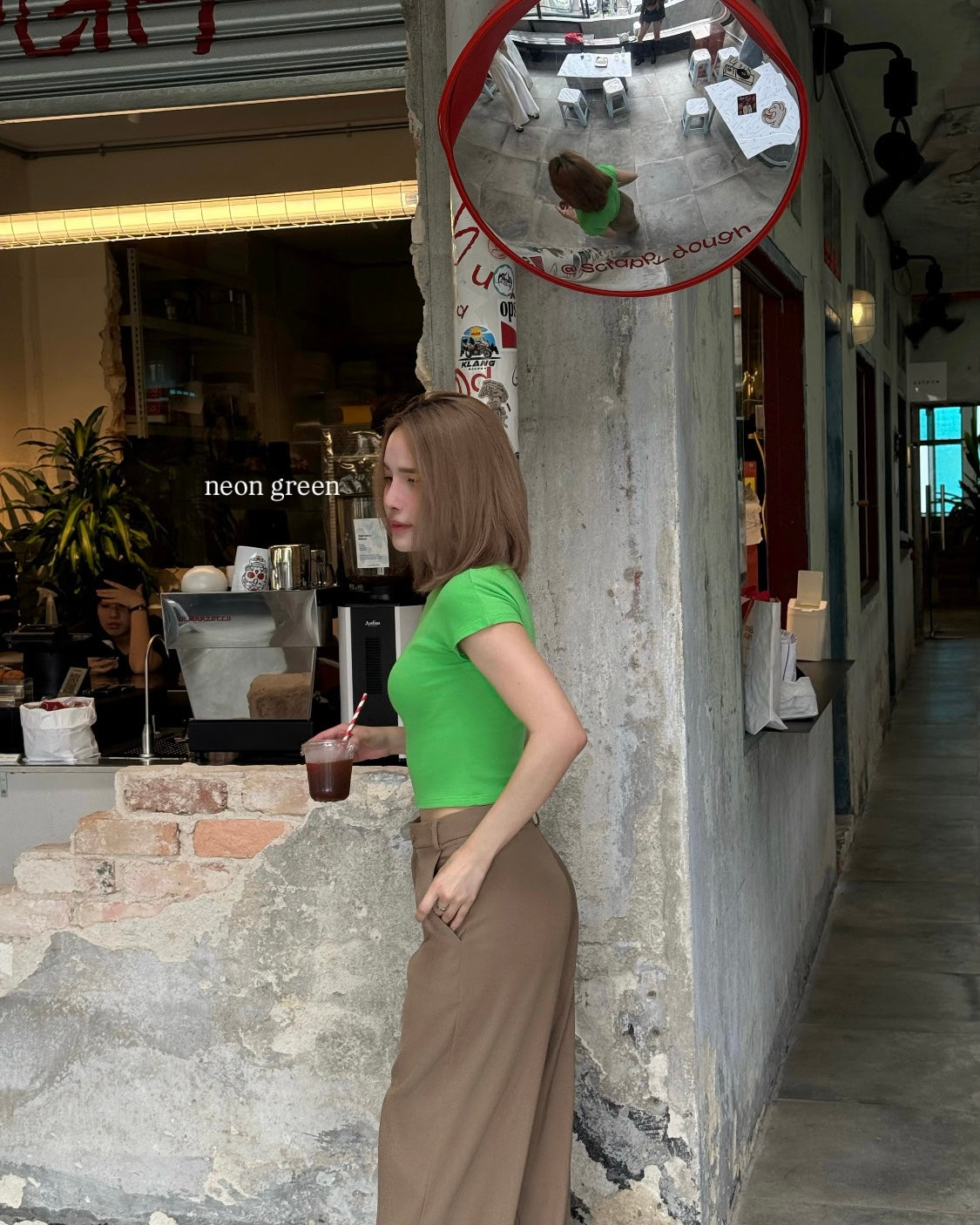 LULE Basic Queen Sleeve Tee