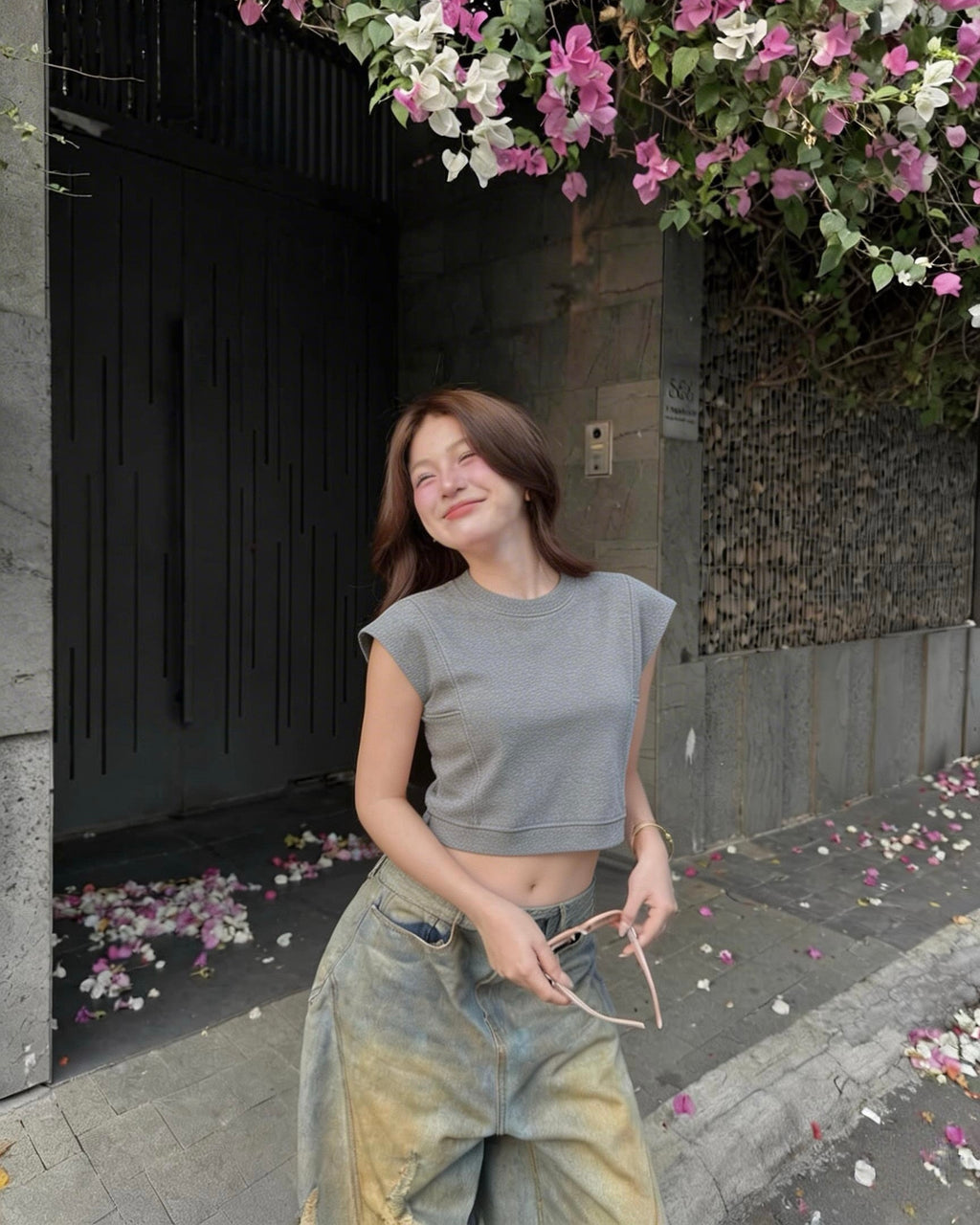 LULE Boxy Queen Premium Knit Tee