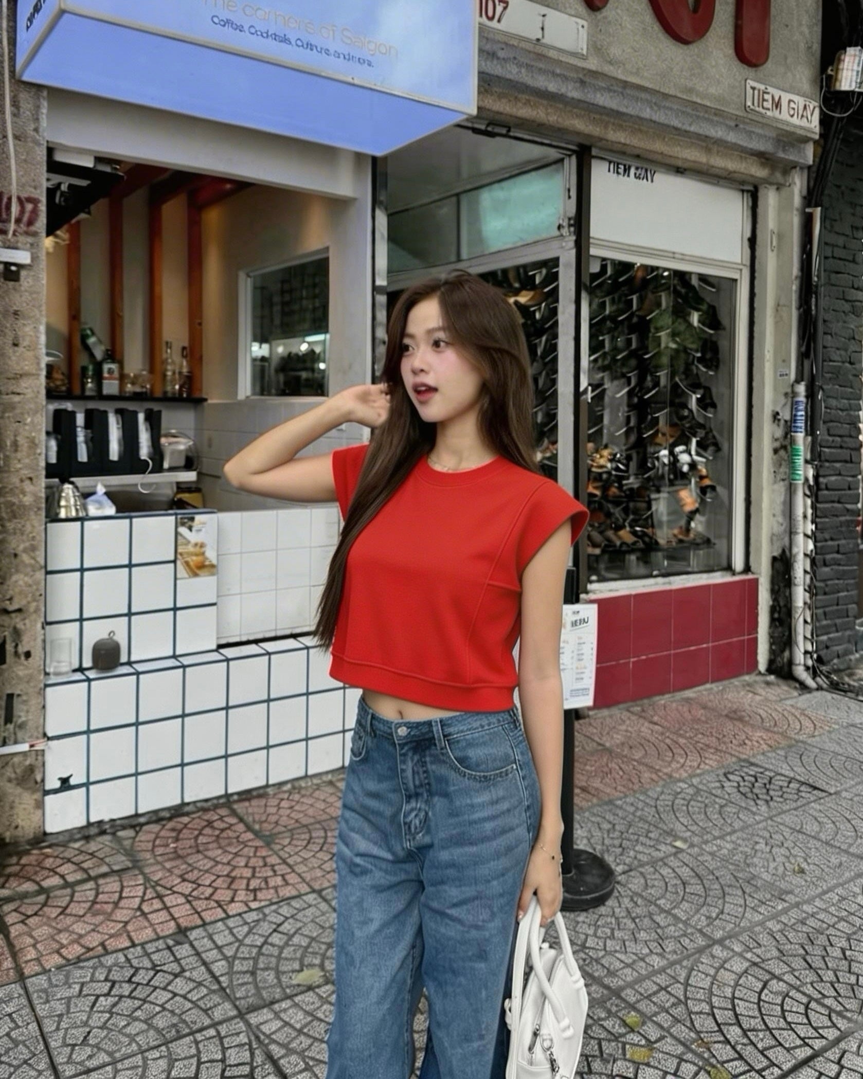 LULE Boxy Queen Premium Knit Tee