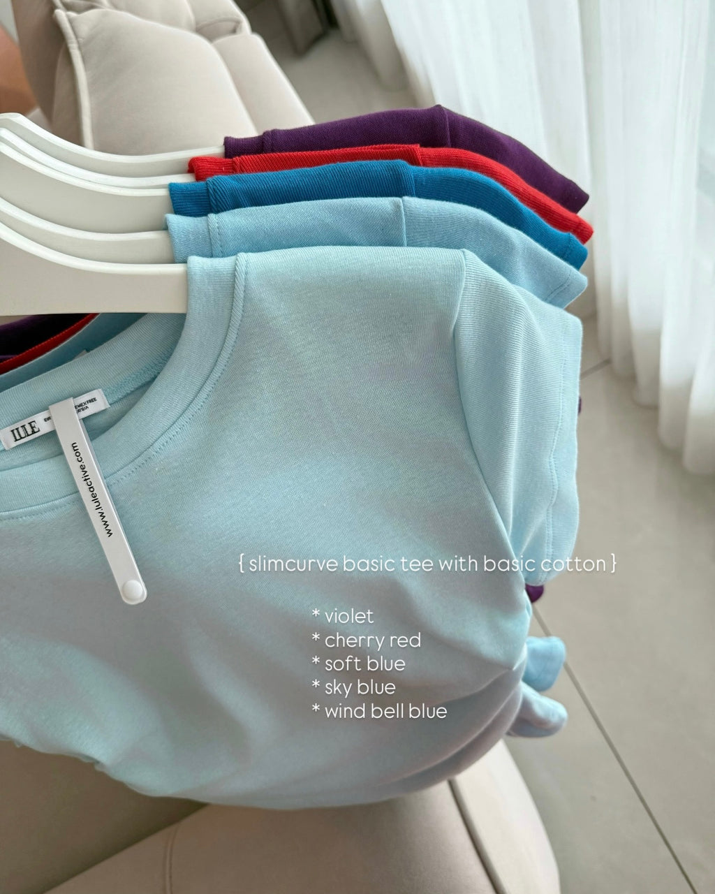 TOP 10 FOR 100 SlimCurve Basic Tee 1.0