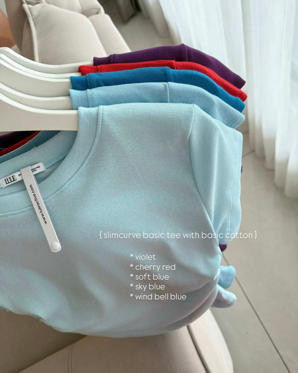 TOP 10 FOR 100 SlimCurve Basic Tee 1.0