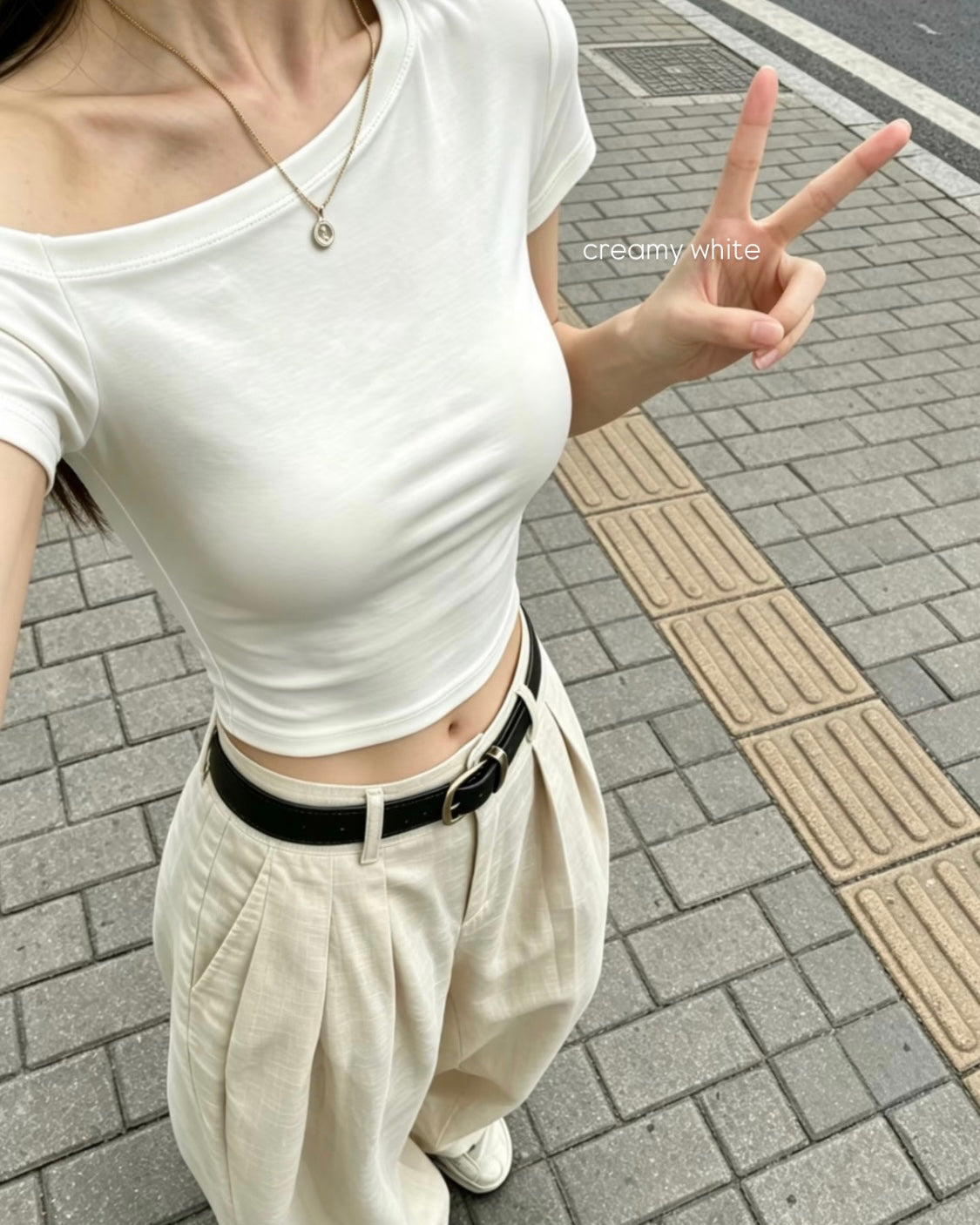 LULE Off-Shoulder Baby Tee