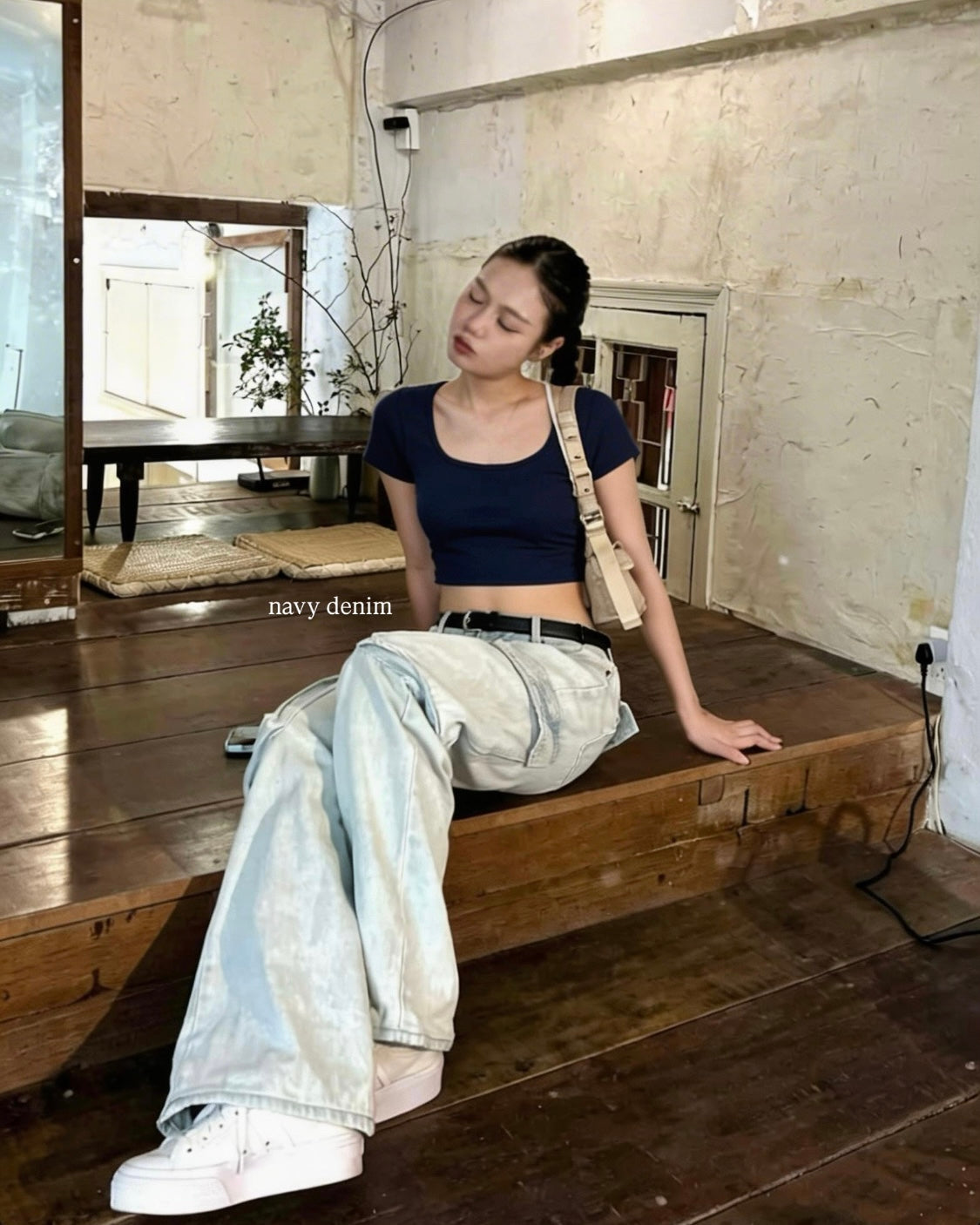 LULE Essential Crop Tee